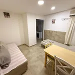 アパート In Mit Terrasse By Interhome