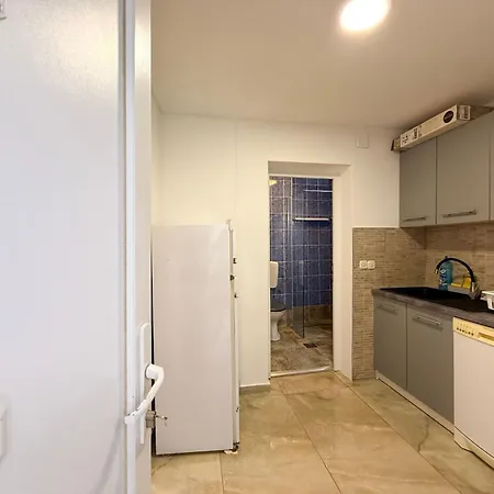 In Mit Terrasse By Interhome Apartmán