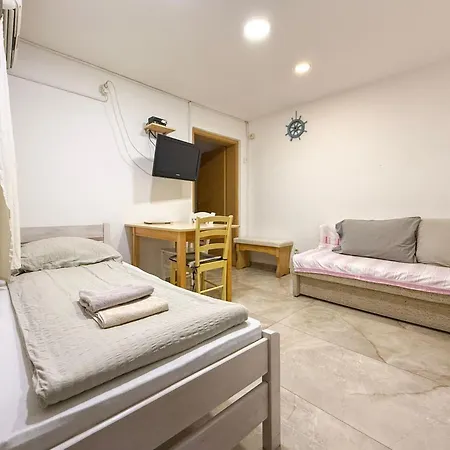 In Mit Terrasse By Interhome Apartmán Vodice