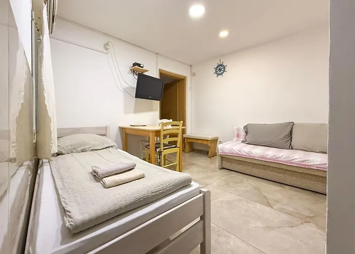 In Mit Terrasse By Interhome Apartman Vodice